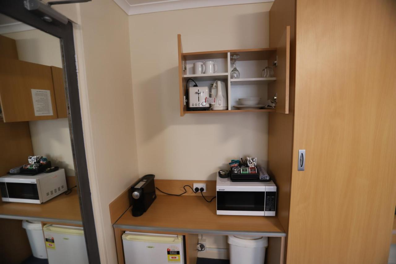 Townhouse Motel Cowra Εξωτερικό φωτογραφία